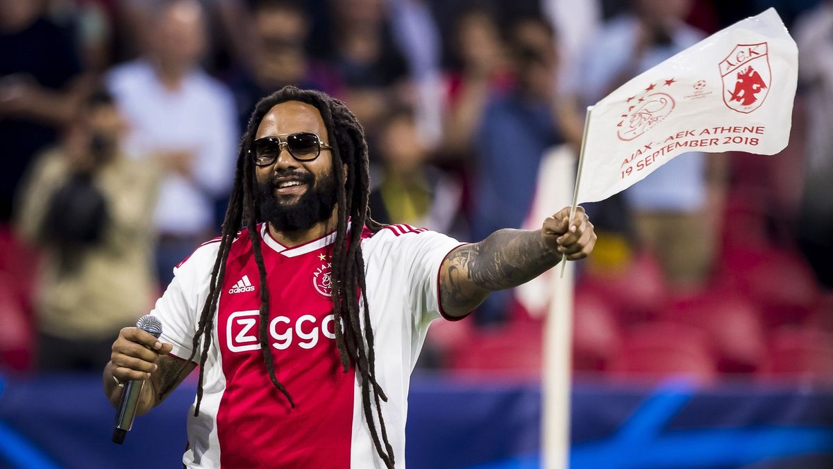 Kterak UEFA zakázala Ajaxu uctít památku na píseň Boba Marleyho